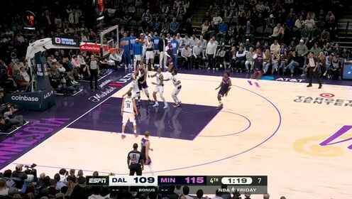 鎖定勝局！愛德華茲最后時刻里突外投連得5分