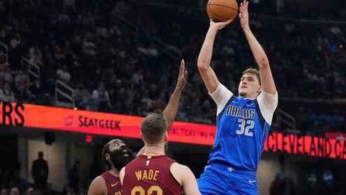 ??獨(dú)行俠復(fù)仇騎士 弗拉格27+6+10 米切爾26+11 哈登12中4&6失誤