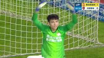  门神！李昊神勇两连扑力拒费利佩索罗金射门
