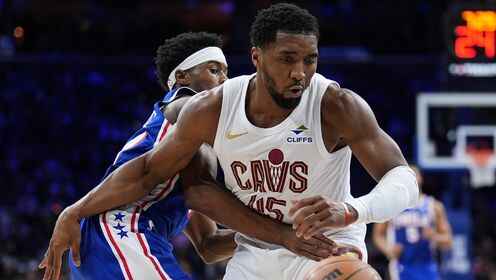 ??騎士大勝76人 米切爾35+7+9 加蘭20+7&傷退 恩比德20分6失誤