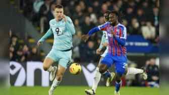  英超-萊爾馬烏龍拉爾森雙響難救主 伯恩利3-2逆轉勝水晶宮