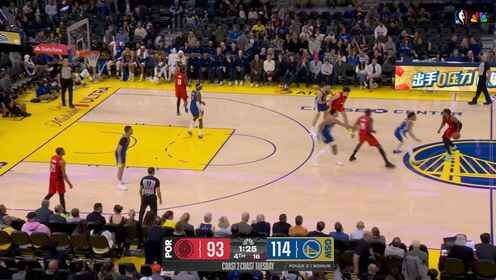  楊瀚森扎實掩護卡在內線 呂佩爾殺入無人阻擋飛扣