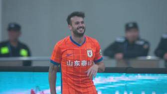 這球漂亮！瓦科胸部停球+凌空抽射破門，泰山3-1領先海港