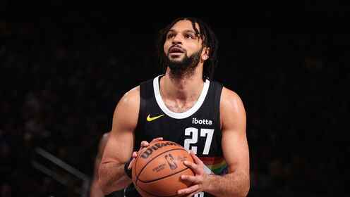 高開低走！穆雷33中15空砍39分5板6助1斷 首節獨得20分