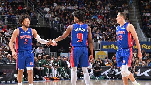 ??活塞主場力克雄鹿 康寧漢姆23+6+12 杜倫16+16 波特32+4+6