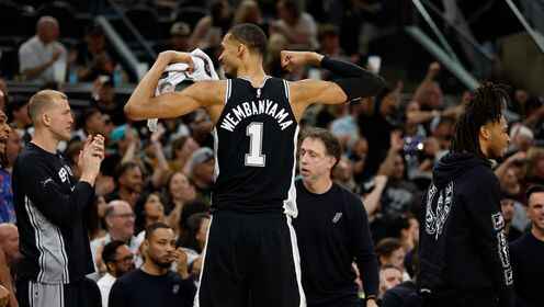 汗微流！文班亞馬26分鐘輕松拿下20分8板6助5帽 正負值+14