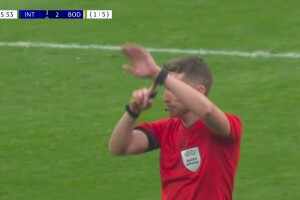  國米扳回一城！巴斯托尼補射破門！主裁判示意皮球已過門線！