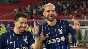 这球漂亮！图多列禁区内卸球后顺势弹射破门，三镇1-0海牛