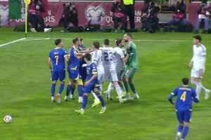 風云突變！巴斯托尼魯莽放鏟染紅，意大利第41分鐘十人作戰