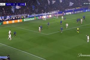 切尔西领先！里斯·詹姆斯助攻佩德罗破门，VAR确认进球有效