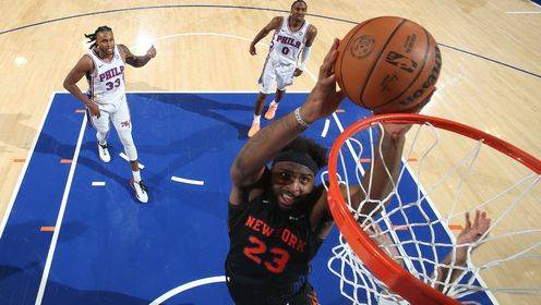 高效8中7！罗宾逊vs76人得到21分16板集锦