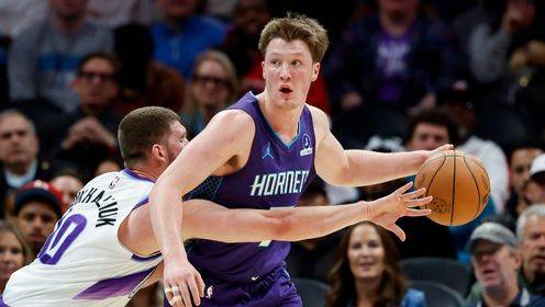 生涯新高！4號(hào)秀克尼佩爾17中9攻下24分6板5助1斷 正負(fù)值+20