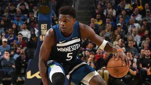 沒(méi)人能對(duì)得上！愛(ài)德華茲22中13狂轟42分8板5助 罰球12中12