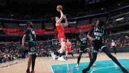 ??灰熊險勝公牛止5連敗 科沃德24+9 布澤利斯29+10 吉迪三雙