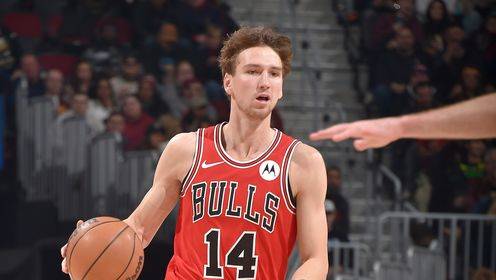 攻防兼?zhèn)?！布澤利?5中9砍下24分5板2斷2帽 兩分球7中