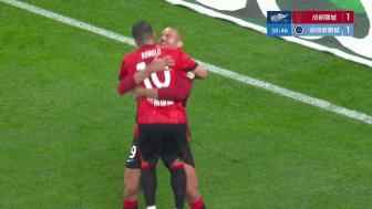 羅慕洛助攻費(fèi)利佩搶點(diǎn)破門，蓉城2-1反超10人新鵬城