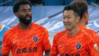 精彩配合！徐新腳后跟做球+前插推射破門，打入個(gè)人新賽季首球