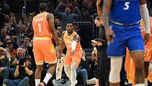 ??騎士雙槍合砍68分送魔術6連敗！米切爾拋投制勝 班凱羅36+6+5