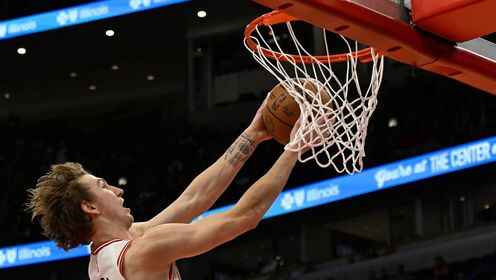 ??公牛送灰熊8連敗 吉迪16+15+13達三雙里程碑 布澤利斯29+7