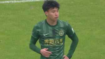 [射门被扑]国家队队友较量！李昊精彩扑救力拒王钰栋低射