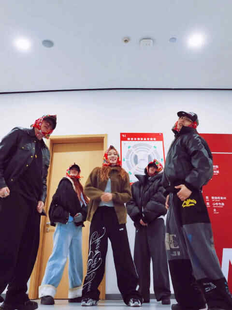 [微博集锦]印尼丁 珀尔塞努斯努桑塔拉 - 佩尔帕咖