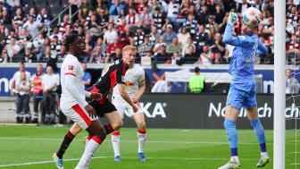 [咪咕全场集锦]德甲-努萨传射扬·迪奥曼德建功 RB莱比锡客场3-1法兰克福