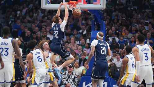 ??勇士8人上雙加時力克獨行俠！穆迪遭重傷 弗拉格空砍32+9