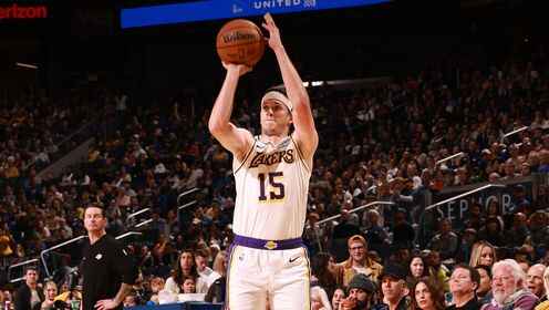 三節(jié)打卡很輕松！里夫斯11中7得18分1板3助 正負(fù)值+22