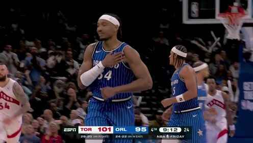 正負值+23最高！小溫德爾&middot;卡特14中9拿到23分7板 三分4中2