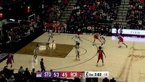 举火烧天！杨瀚森无惧防守 直杀禁区单臂重扣！！