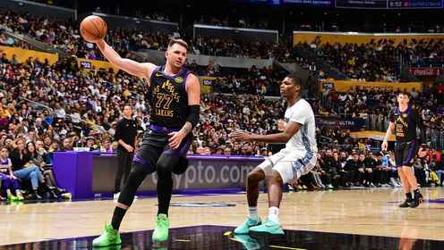 東契奇18中8砍34分6板8助2斷??20個(gè)罰球平個(gè)人賽季紀(jì)錄！