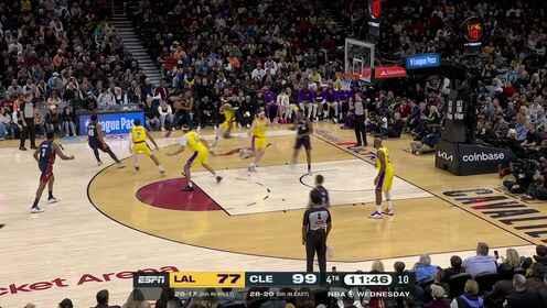 ??湖人三節崩盤最終30分慘負騎士 東契奇三節29分 詹姆斯10中3