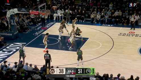  蘭德爾出戰23分鐘 15中7&三分6中1拿18分7板2助 出現6失誤