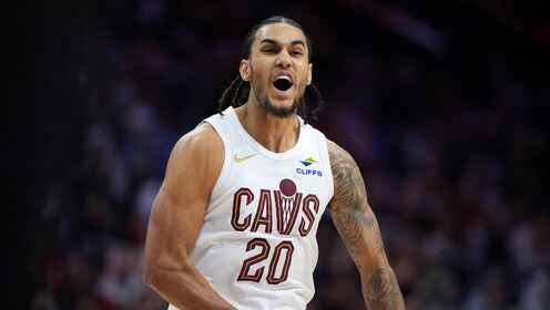 生涯之夜！泰森17中13高效砍下新高39分5板4助 助攻莫布里準絕殺