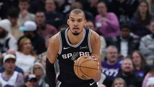 你強任你強！文班亞馬攻防高效 14中9&三分7中4砍26分13板3助5帽