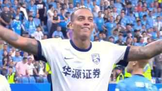  卡迪斯禁区内丝滑转身造点 亲自主罚一蹴而就