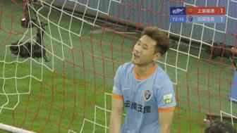 顏駿凌撲救脫手 張宸梁補(bǔ)射擊中立柱