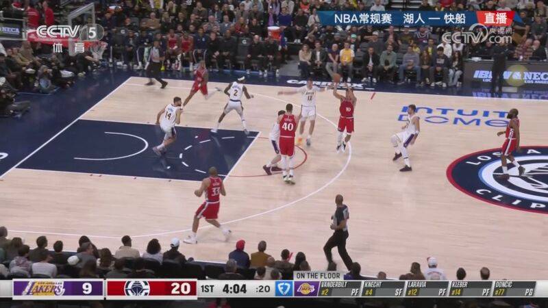 ??快船勝湖人止5連?。|契奇祖巴茨傷退 小卡32+12 詹姆斯36分