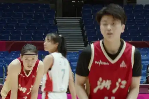 全場回放（現場解說）