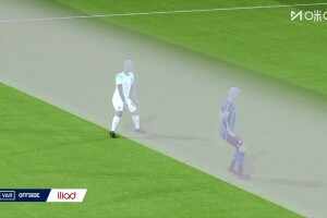  可惜了！小圖拉姆推射破門！勞塔羅越位在先進(jìn)球無效！