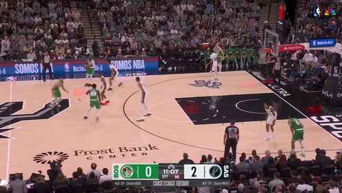 ??馬刺雙殺綠軍取5連勝 文班8三分砍39+11 杰倫遭驅逐 獺兔24+5