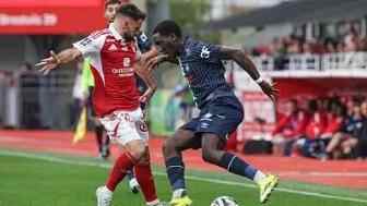  法甲-卡斯蒂略阿約克各下一城 布雷斯特2-0勒阿弗爾