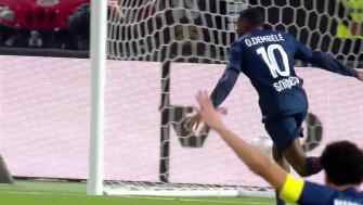  巴黎先下一城！維蒂尼亞送助攻，登貝萊精妙挑射破門！