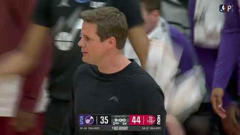 伊森反擊不慎推搡文斯-威廉姆斯！倒地嚴重受傷痛苦不堪