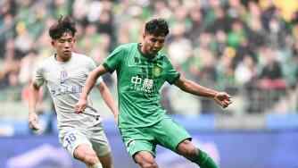 中超-均遭兩輪不勝！國安1-1申花，張玉寧連續3場破門陳晉一任意球救主