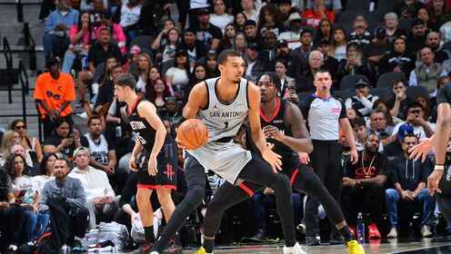 ??馬刺四人20+大勝火箭！文班亞馬29+8 福克斯20+10 阿門23+7+6