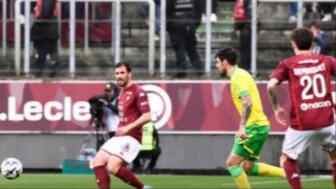  法甲-塔蒂染紅雙方均無建樹 梅斯0-0十人南特