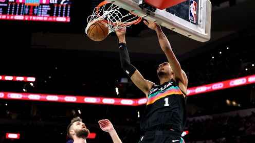 無限沖筐難阻失利！文班亞馬16中7拿到26分14板3助1斷1帽