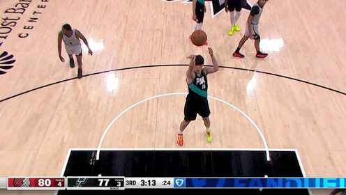 阿夫迪亞送出妙傳 楊瀚森強起上籃造犯規兩罰全中