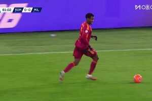  米蘭打破僵局！恩迪卡失誤送角球，魔笛傳中德溫特頭球破門！